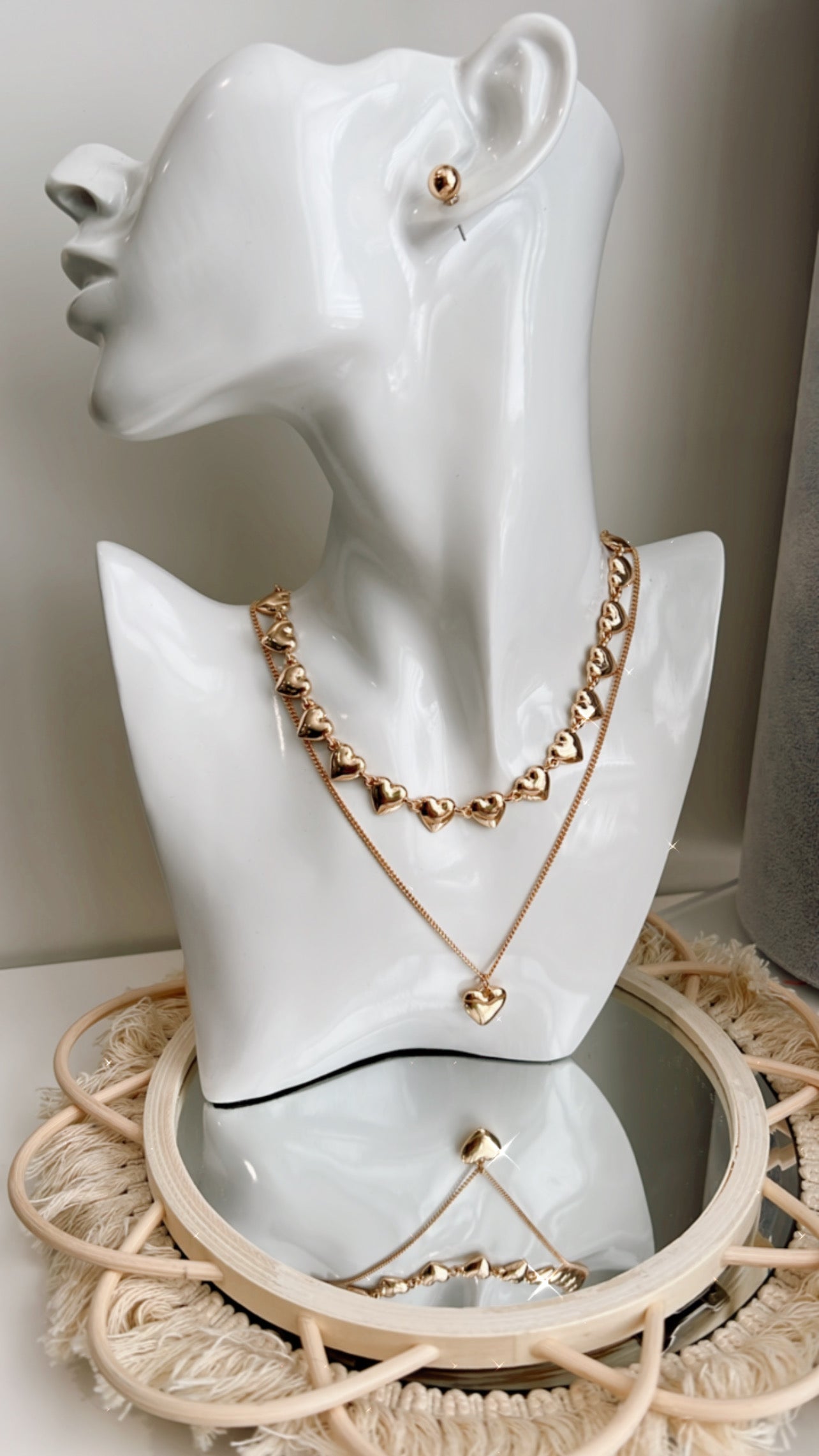 Corazonada layers necklace