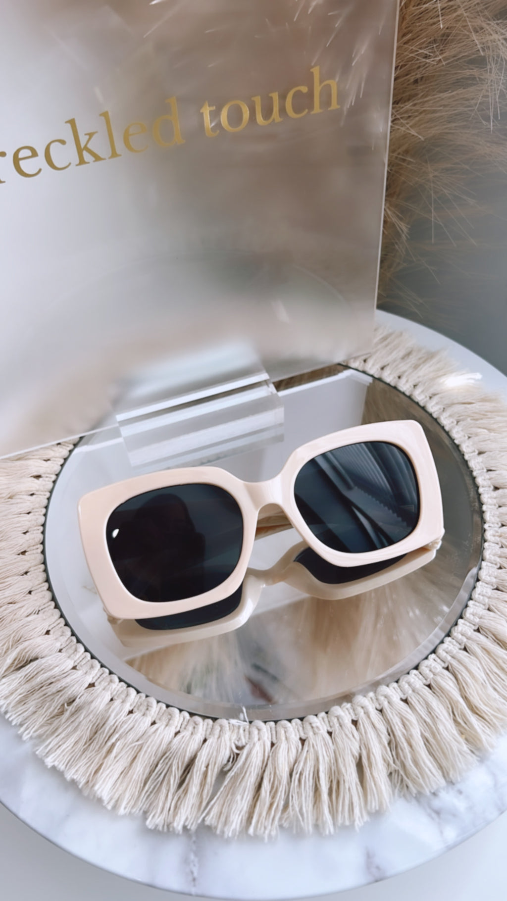 Boss babe sunglasses